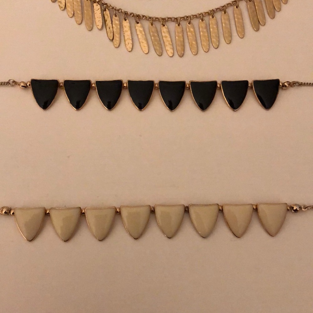 Necklaces - Picture 6 of 7